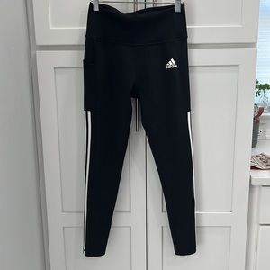 NWOT Adidas Women's AEROREADY Classic Cropped 3 Stripe Black Leggings Small